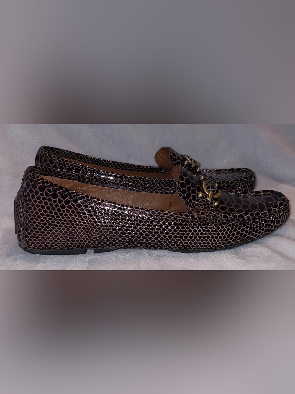 Donald J Pliner NWOT Women Size 10 Viky Brown Patent Snake Embossed Loafers Flat - Picture 4 of 13